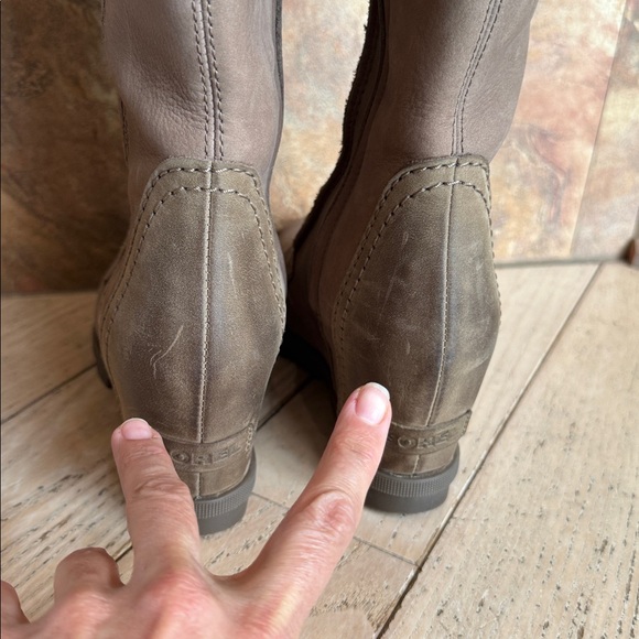 SOREL JOAN OF ARCTIC WEDGE LACE UP 8 Tall ASH Women Boots Waterproof EUC size 7 - Picture 9 of 15